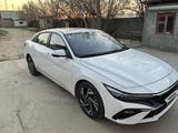 Hyundai Elantra 2024 года за 9 400 000 тг. в Шымкент – фото 2