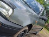 Volkswagen Golf 1994 года за 780 000 тг. в Семей – фото 2