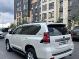 Toyota Land Cruiser Prado 2021 годаfor26 500 000 тг. в Астана – фото 4