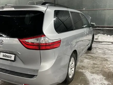 Toyota Sienna 2015 года за 13 500 000 тг. в Алматы – фото 2