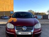 Volkswagen Jetta 2007 годаүшін3 100 000 тг. в Сатпаев