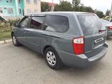 Kia Carnival 2007 года за 6 000 000 тг. в Уральск – фото 2