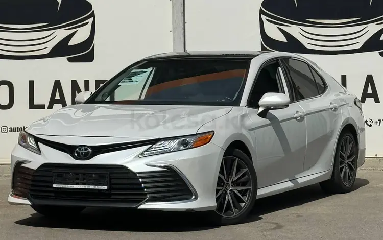 Toyota Camry 2021 годаүшін13 300 000 тг. в Алматы