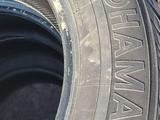 Комплект зимних шин 225 65 17 за 40 000 тг. в Алматы – фото 5