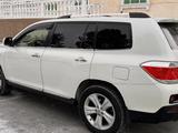 Toyota Highlander 2013 года за 13 800 000 тг. в Кокшетау – фото 2