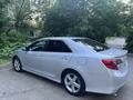 Toyota Camry 2014 года за 5 300 000 тг. в Актобе – фото 13