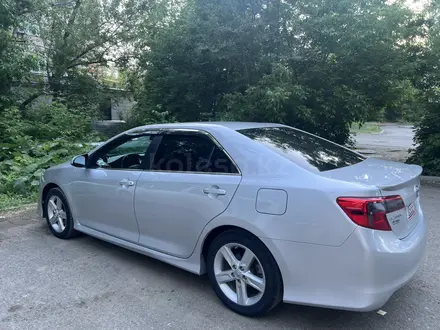 Toyota Camry 2014 года за 5 300 000 тг. в Актобе – фото 13