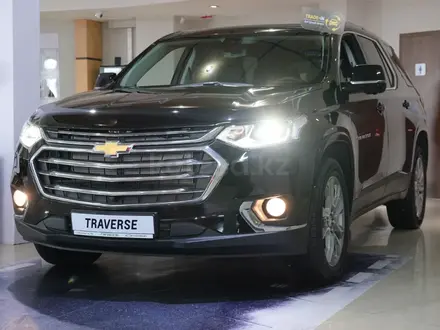 Chevrolet Traverse Premier 2022 года за 28 990 000 тг. в Караганда
