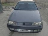 Volkswagen Vento 1993 года за 1 200 000 тг. в Тараз – фото 2