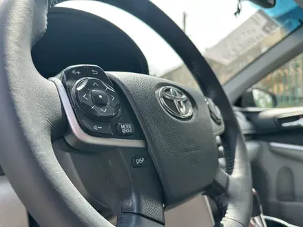 Toyota Camry 2014 года за 10 000 000 тг. в Тараз – фото 25
