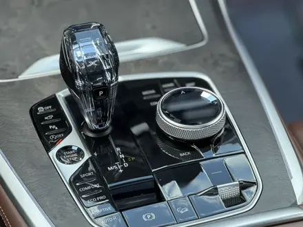 BMW X7 2020 года за 34 500 000 тг. в Алматы – фото 33