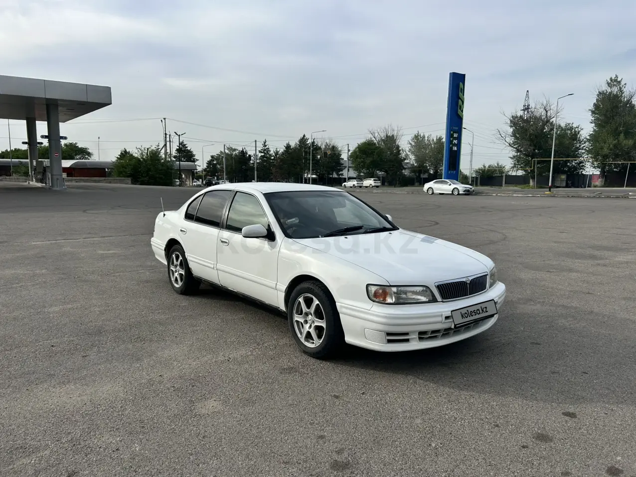 Nissan Cefiro, 1998
