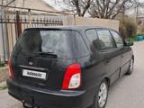 Kia Carens 2001 года за 1 700 000 тг. в Шымкент – фото 4