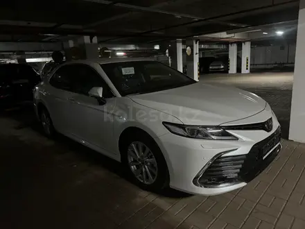 Toyota Camry 2023 года за 18 500 000 тг. в Астана – фото 10