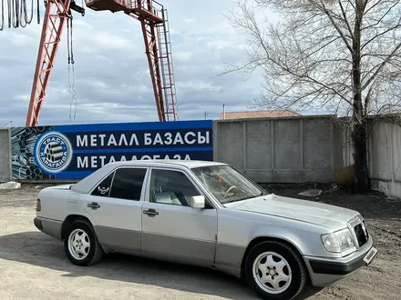 Mercedes-Benz E 230 1991 года за 1 200 000 тг. в Астана – фото 2