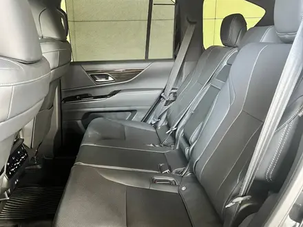 Lexus LX 600 2023 года за 75 000 000 тг. в Алматы – фото 10