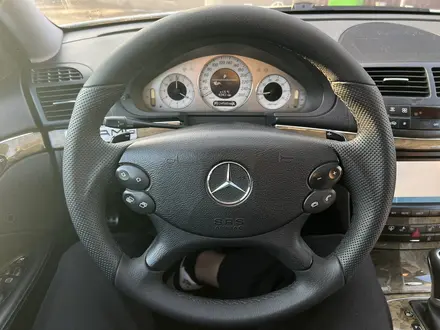 Mercedes-Benz E 55 AMG 2007 года за 9 500 000 тг. в Алматы – фото 12