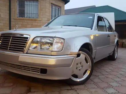 Комплект обвеса Волчок w124 е500 Mercedes Benz за 330 000 тг. в Алматы – фото 40