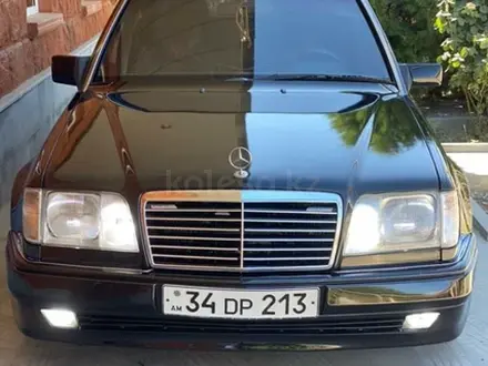 Комплект обвеса Волчок w124 е500 Mercedes Benz за 330 000 тг. в Караганда – фото 53
