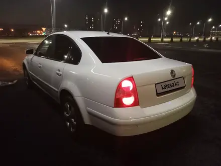 Volkswagen Passat 2002 года за 2 300 000 тг. в Астана – фото 3