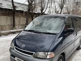 Toyota Granvia 1995 года за 3 500 000 тг. в Астана – фото 2