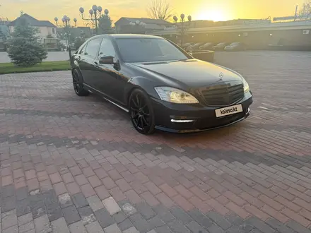 Mercedes-Benz S 550 2007 года за 9 000 000 тг. в Алматы – фото 6