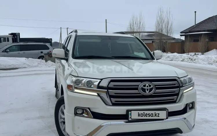 Toyota Land Cruiser 2017 годаүшін27 800 000 тг. в Астана