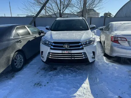 Toyota Highlander 2016 года за 13 500 000 тг. в Актобе – фото 24