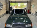 Mercedes-Benz E 230 1992 года за 1 600 000 тг. в Алматы – фото 2