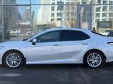 Toyota Camry Luxe 2019 года за 14 100 000 тг. в Астана – фото 3