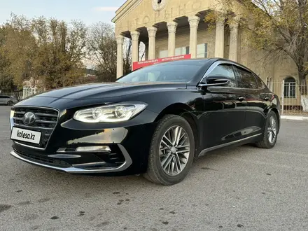 Hyundai Grandeur 2017 года за 9 800 000 тг. в Караганда – фото 2