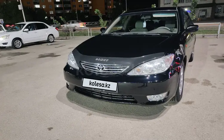 Toyota Camry 2005 года за 4 450 000 тг. в Актобе