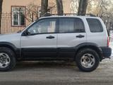 Suzuki Grand Vitara 2000 годаүшін2 600 000 тг. в Алматы