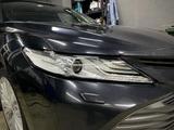 Стекла Фары Тойота Камри 70 Toyota Camry за 22 000 тг. в Астана – фото 4