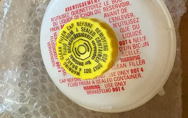 Бачок тормозной жидкости за 25 000 тг. в Астана