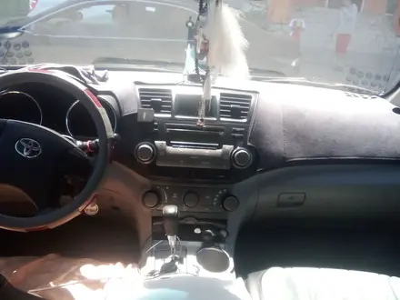 Toyota Highlander 2008 года за 10 500 000 тг. в Усть-Каменогорск – фото 2