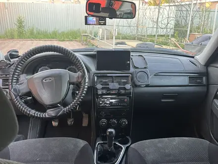 ВАЗ (Lada) Priora 2171 2013 года за 1 350 000 тг. в Уральск – фото 17