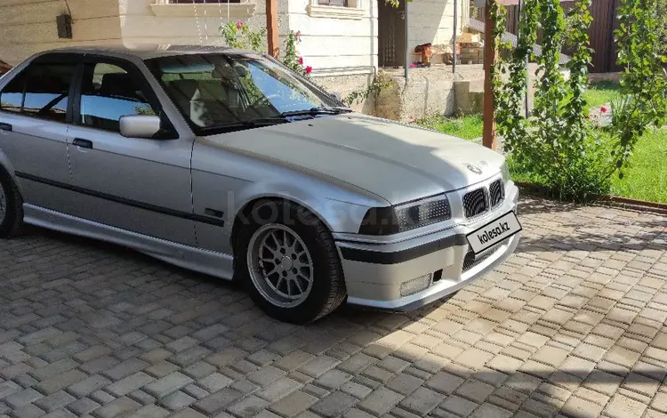 BMW 320 1995 годаfor2 000 000 тг. в Алматы