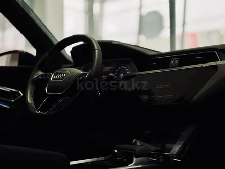 Audi Q8 e-tron 55 S line 2025 года за 38 990 000 тг. в Костанай – фото 15
