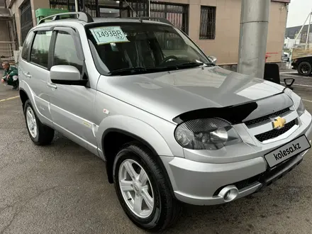 Chevrolet Niva 2018 года за 5 880 000 тг. в Алматы – фото 8