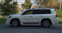 Toyota Land Cruiser 2016 годаfor37 500 000 тг. в Алматы – фото 3