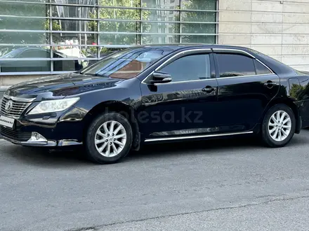 Toyota Camry 2013 года за 8 700 000 тг. в Уральск – фото 3