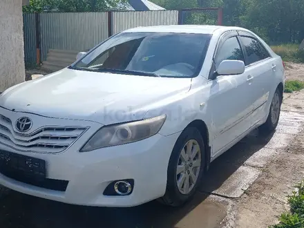 Toyota Camry 2007 года за 4 000 000 тг. в Уральск – фото 2