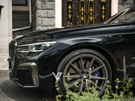 BMW M760 2020 года за 62 000 000 тг. в Астана – фото 6