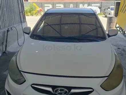 Hyundai Accent 2012 года за 3 000 000 тг. в Тараз – фото 2