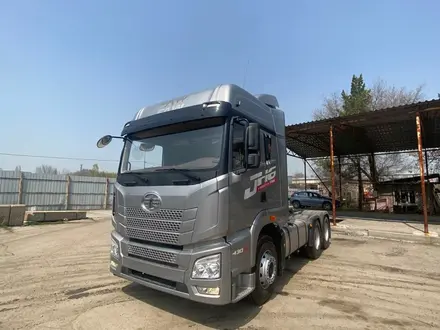 FAW  CA4250P25K15T1E5A80 2023 года за 54 500 000 тг. в Алматы – фото 9