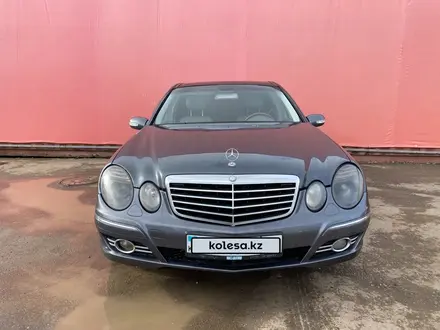 Mercedes-Benz E 350 2005 года за 5 039 000 тг. в Астана