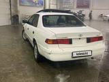 Toyota Camry 2000 года за 2 500 000 тг. в Семей – фото 5