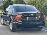 Volkswagen Polo 2015 года за 3 800 000 тг. в Шымкент – фото 2