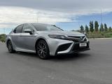 Toyota Camry 2021 года за 11 200 000 тг. в Уральск